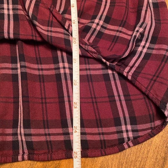 Flattering flannel like shirt by Cloth and Stone. Longer in back. Like new Sz XS - Picture 6 of 6